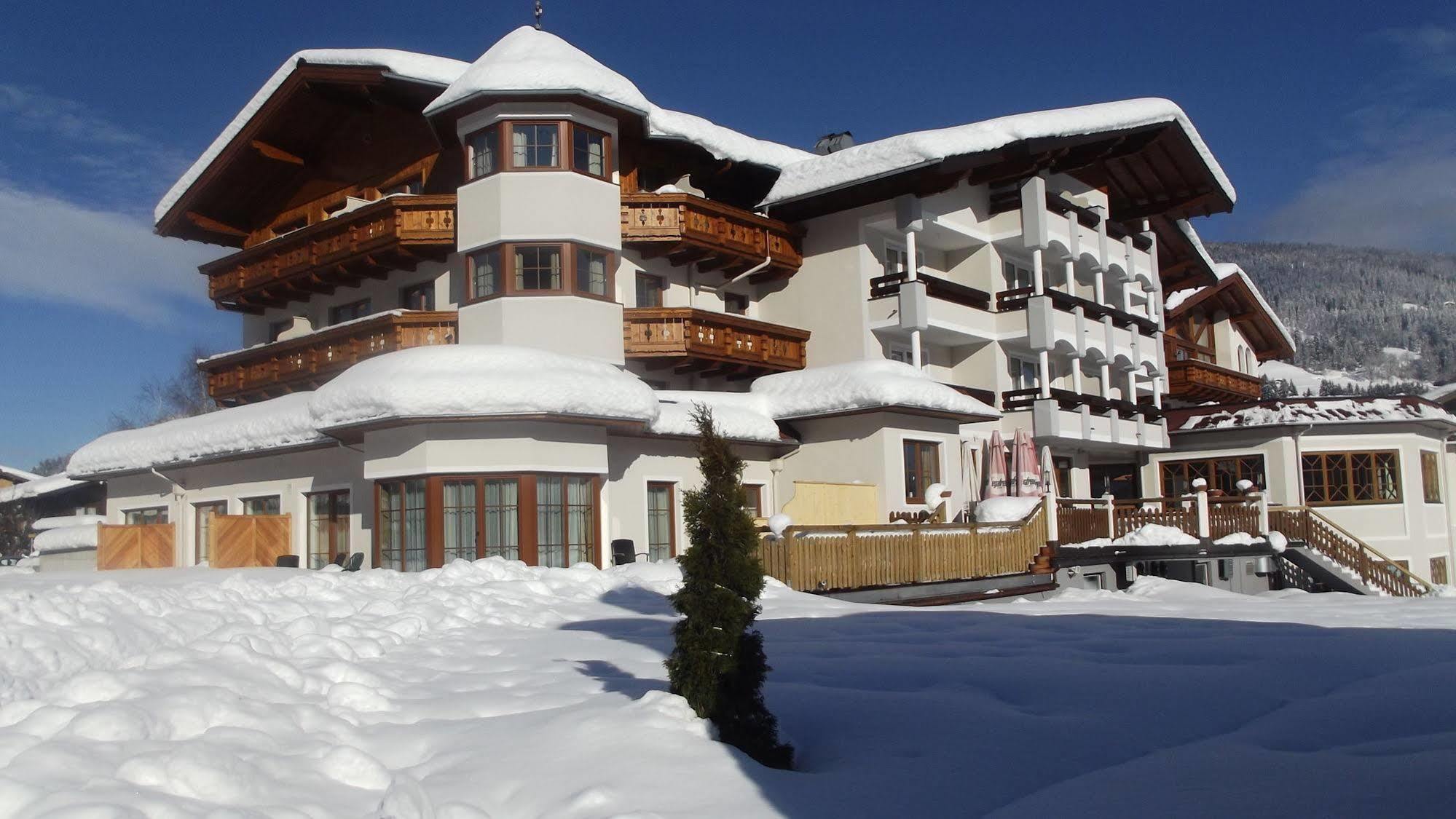 Hotel Das Urbisgut Altenmarkt im Pongau Exterior foto